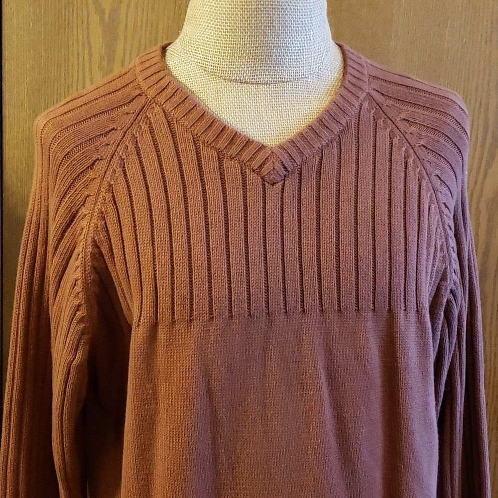 Columbia rust orange ribbed heavy weight sweater